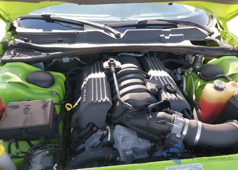 2015 Dodge Challenger Srt 392 из США, поврежденный, VIN 2C3CDZDJ0FH716141